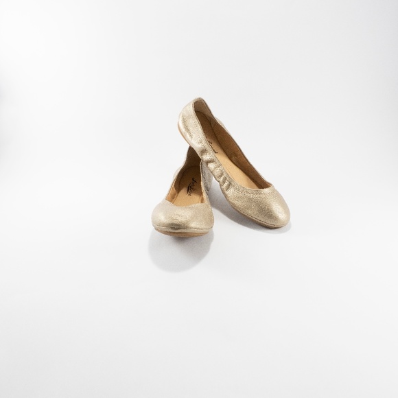 Lucky Brand Shoes - Lucky Brand Womens Emmie Flat Gold Size 5.5 M US